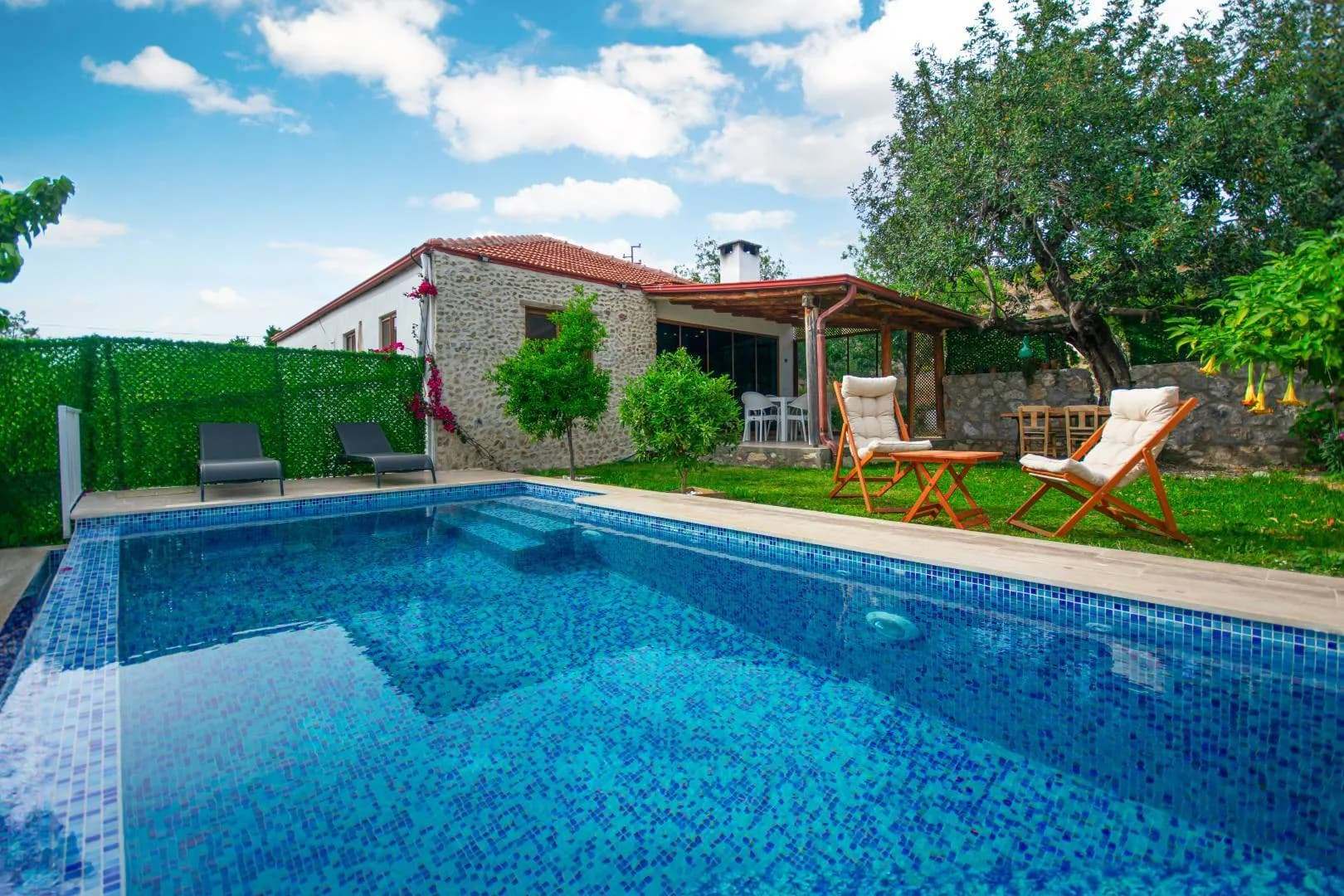 Datça Kızılan'da Sakin Konumda, Özel Havuzlu, Modern Tasarımlı Villa görsel 3