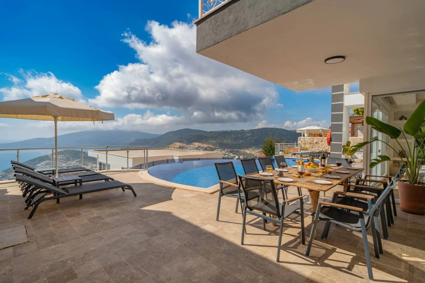 Kaş Kalkan'da Eşsiz Deniz Manzaralı, Özel Havuzlu, Merkezi Villa görsel 3
