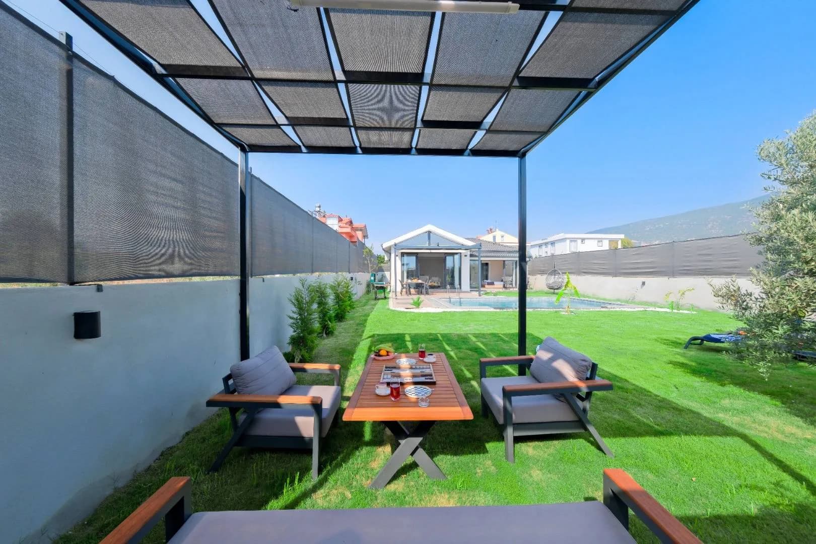 Muğla Fethiye'de Çekirdek Ailelere Uygun, Özel Havuzlu, Modern Villa görsel 3