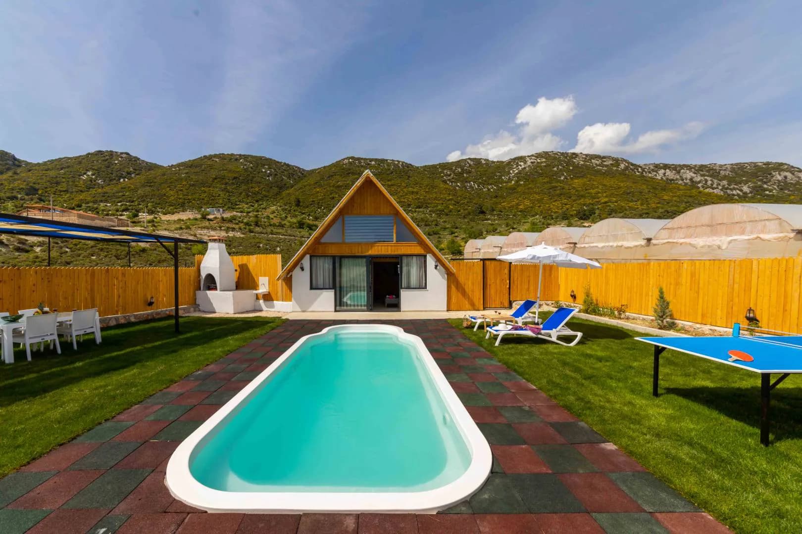 Kalkan Sarıbelen'de Doğa İçerisinde, Özel Havuzlu, Jakuzili Bungalov görsel 1