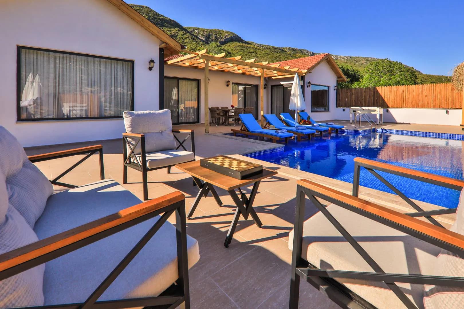 Kaş Hacıoğlan'da Yeşillikler İçerisinde, Özel Havuzlu, Bahçeli Villa görsel 2