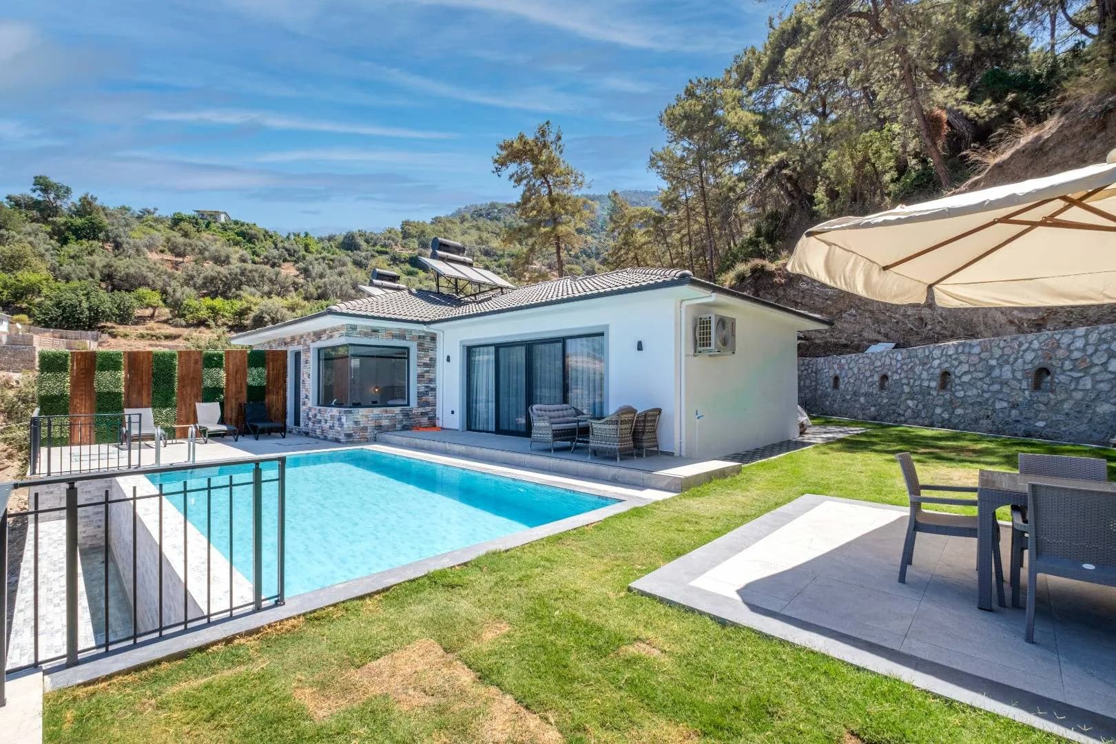 Fethiye Faralya'da Nezih Konumda, Özel Havuzlu, 6 Kişilik Villa görsel 1