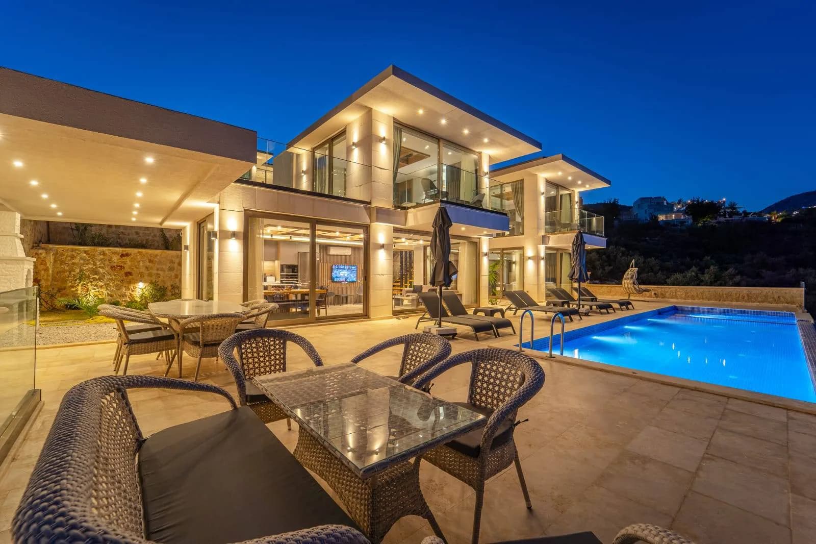 Kaş Kalkan'da Göz Alıcı Deniz Manzaralı, Özel Havuzlu, Modern Villa görsel 1