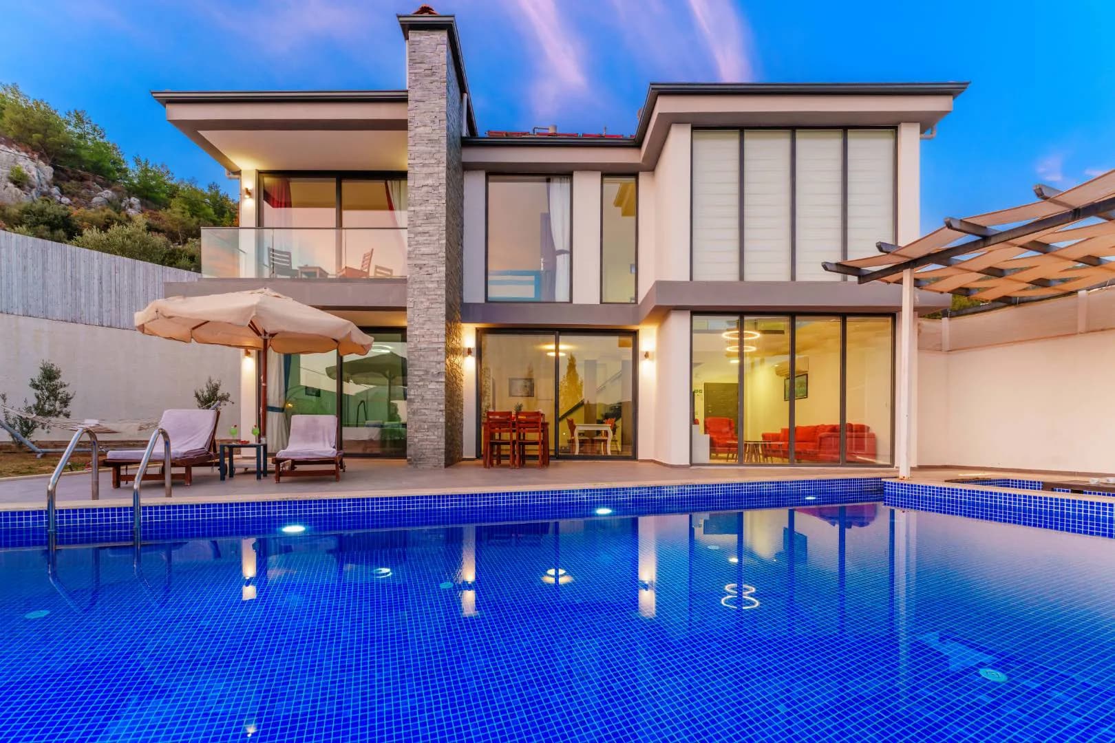 Kaş İslamlar'da Geniş Bahçeli, Özel Havuzlu, 4 Kişilik Villa görsel 1