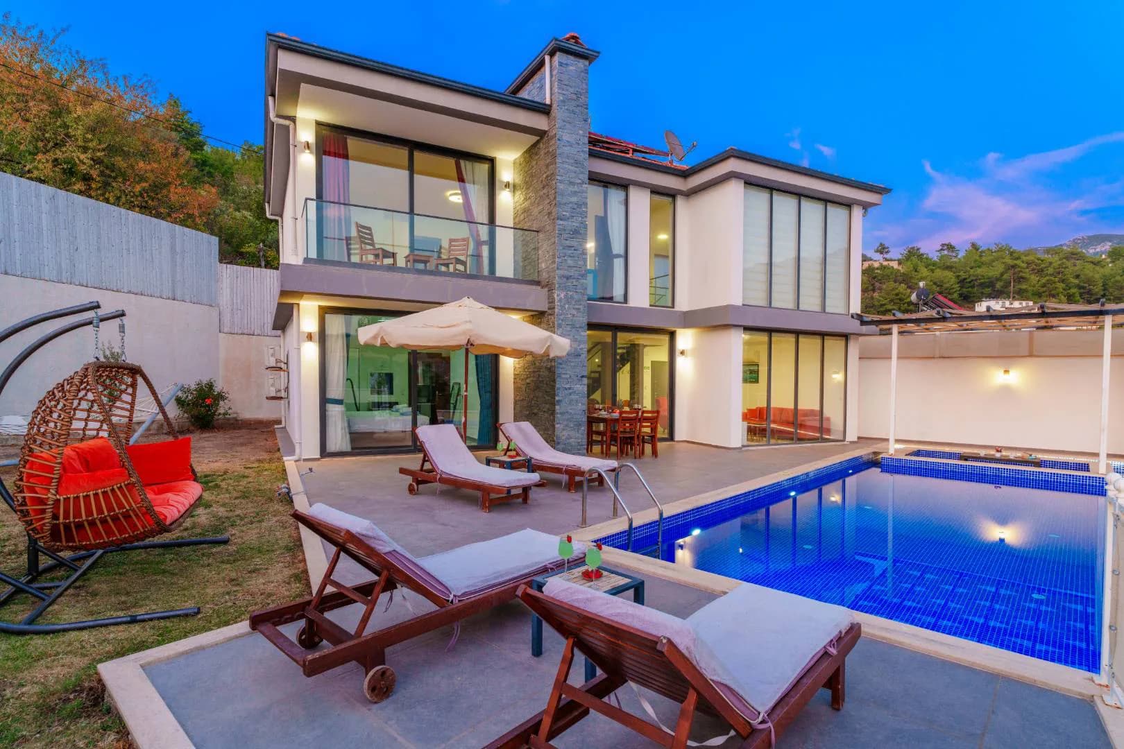 Kaş İslamlar'da Geniş Bahçeli, Özel Havuzlu, 4 Kişilik Villa görsel 2