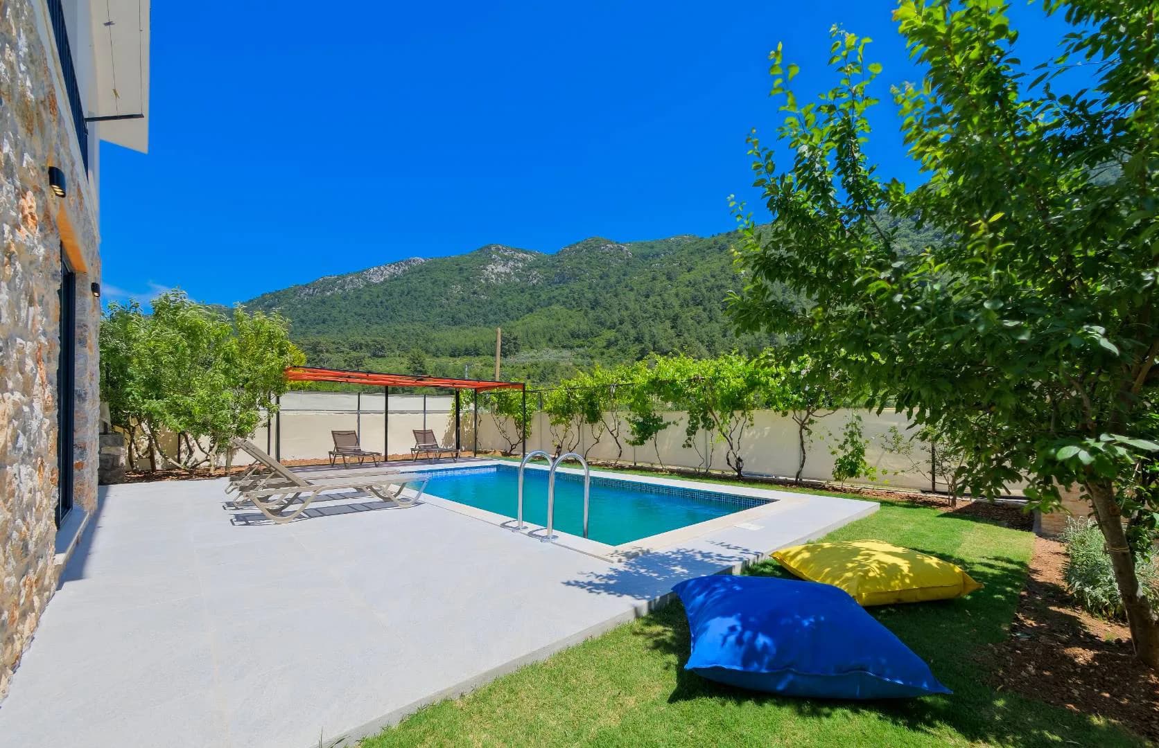 Fethiye Kızılbel'de Huzurlu Doğada, Özel Havuzlu, Modern Villa görsel 3