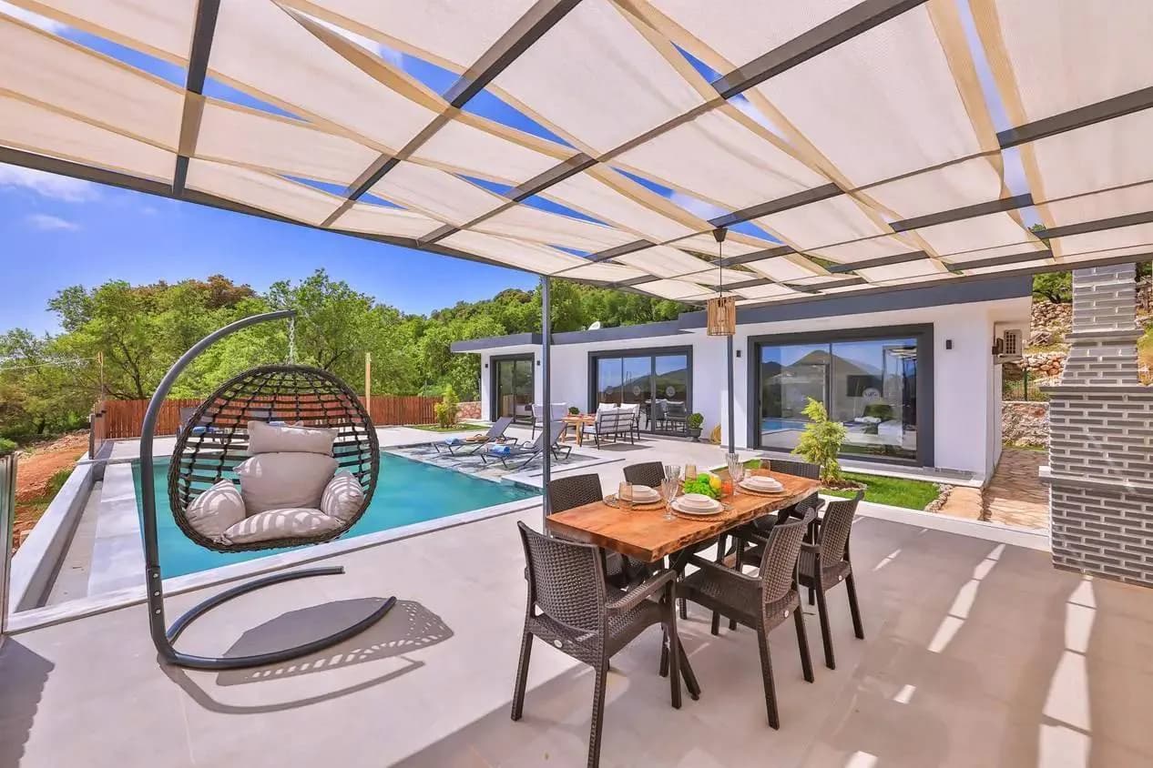 Kaş Bayındır'da Sakin Konumda, Özel Havuzlu, Jakuzili, Kiralık Villa görsel 3