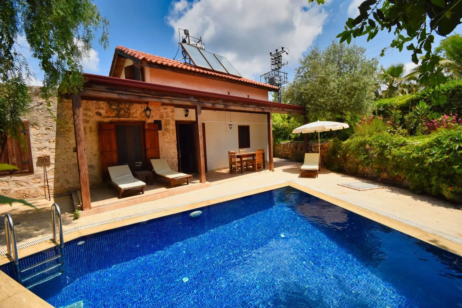 Fethiye Kayaköy'de Doğa İçerisinde, Özel Havuzlu, Ekonomik Villa görsel 1