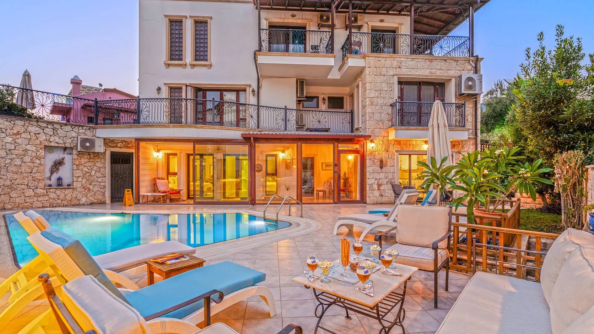 Kaş Kalkan'da Çekirdek Ailelere Uygun, Özel Havuzlu, Merkezi Villa görsel 1