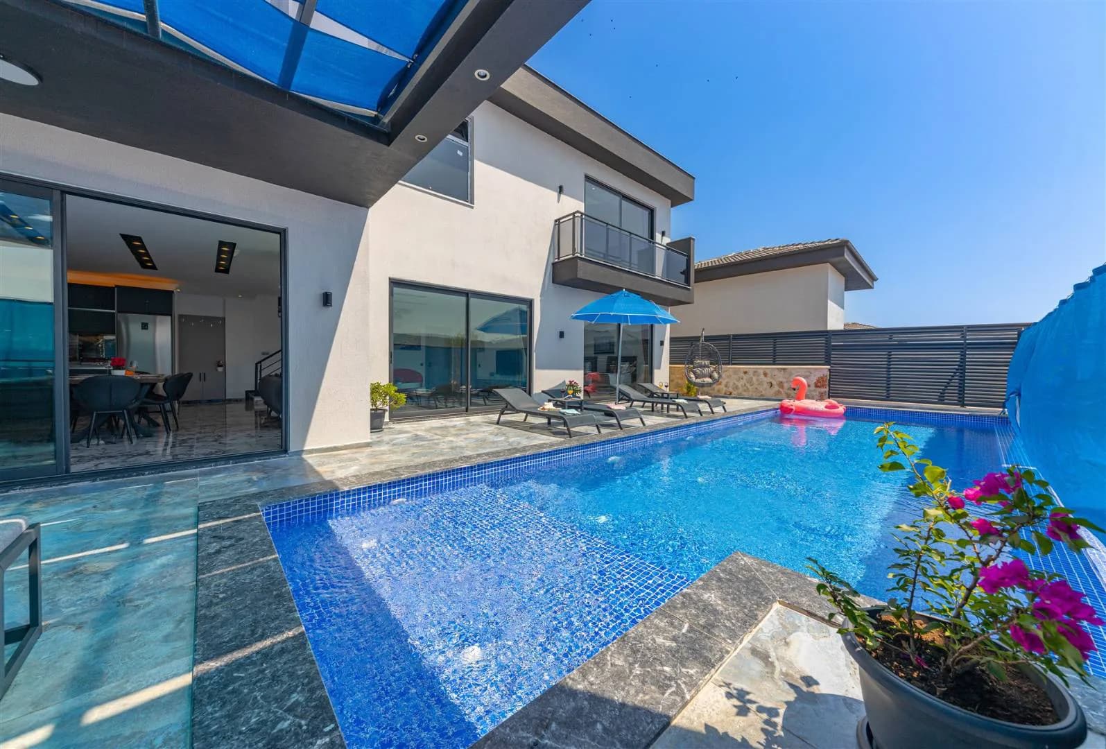 Kaş Yeşilköy'de Geniş Ailelere Uygun, Özel Havuzlu, 3+1 Villa görsel 2