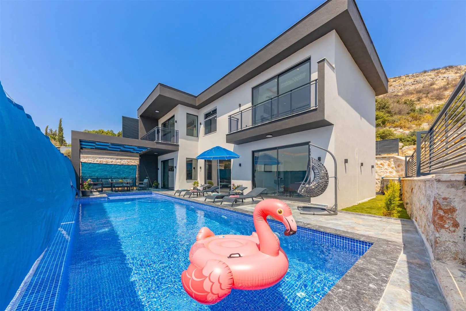 Kaş Yeşilköy'de Geniş Ailelere Uygun, Özel Havuzlu, 3+1 Villa görsel 1