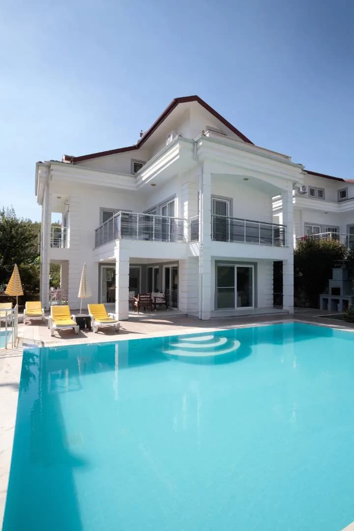 Fethiye Ölüdeniz'de Elverişli Konumda, Özel Havuzlu, 10 Kişilik Villa görsel 2