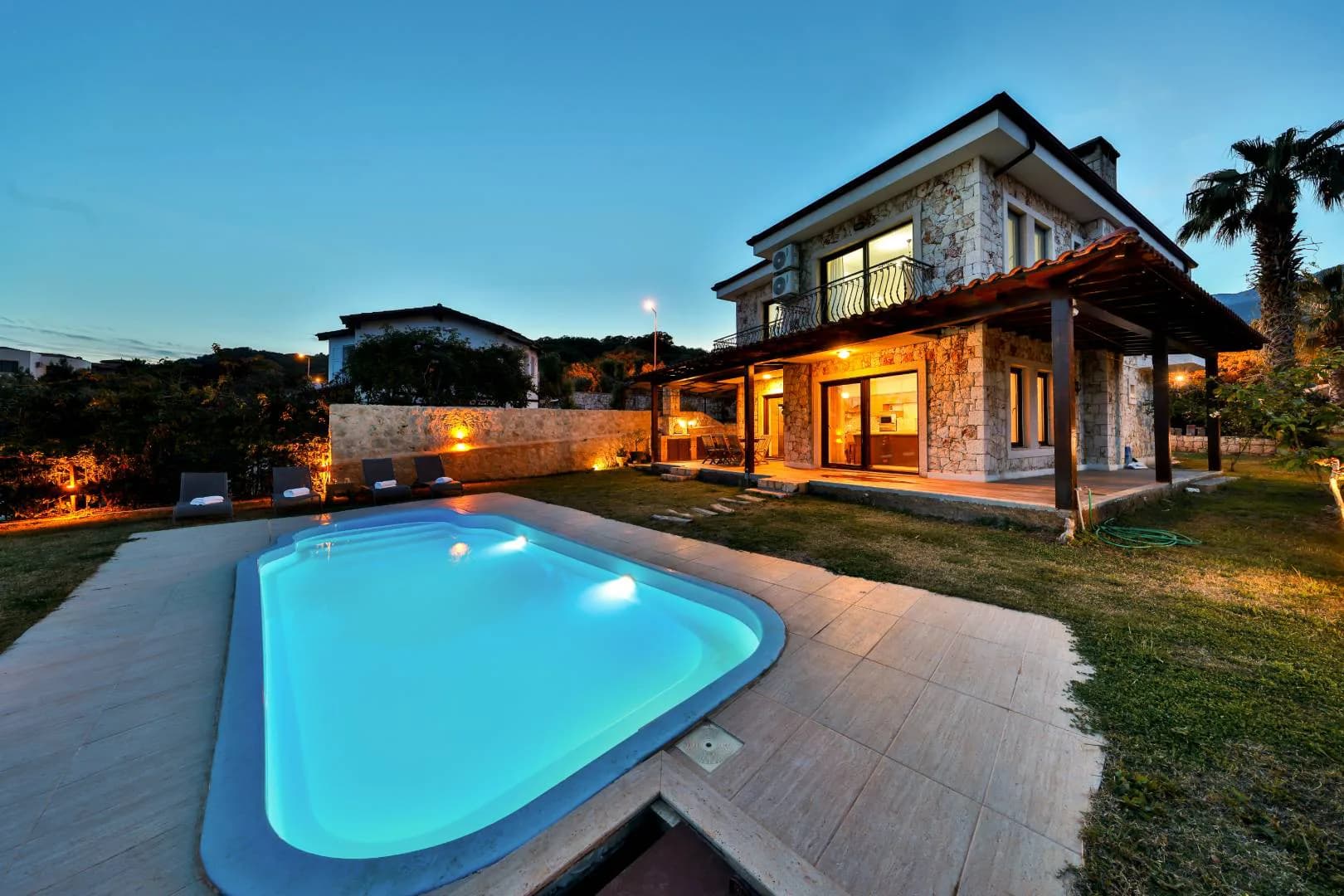 Kaş Çukurbağ'da Merkezi Konumda, Özel Havuzlu, Kiralık Villa görsel 1