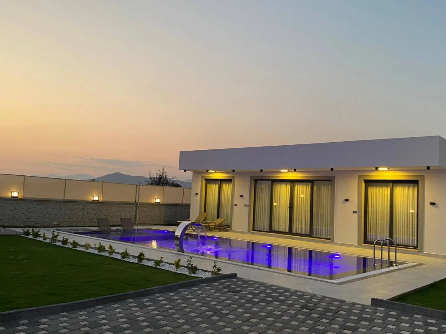 Fethiye Karaçulha'da Merkeze Yakın , Özel Havuzlu, Modern Villa görsel 1