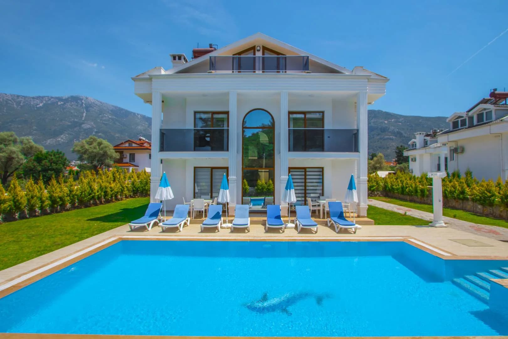 Fethiye Ölüdeniz'de Sakin Konumda, Özel Havuzlu, Bahçeli Villa görsel 1