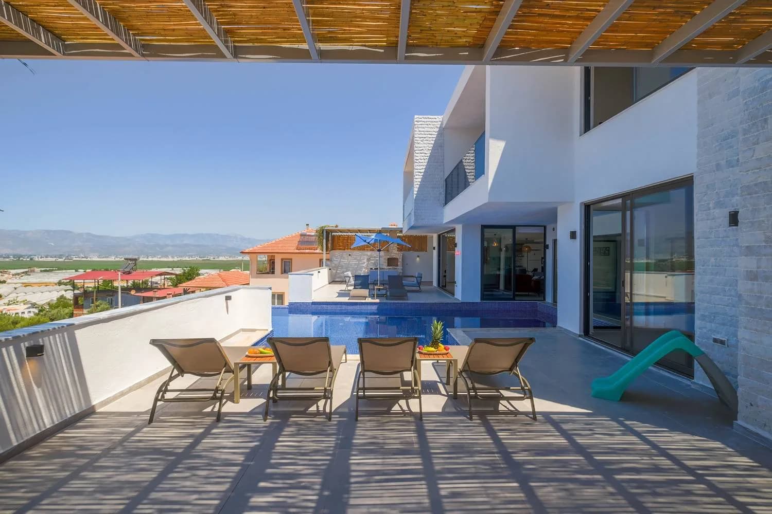 Kaş Yeşilköy'de Sakin Konumda, Isıtmalı Havuzlu, Saunalı, Lüks Villa görsel 2