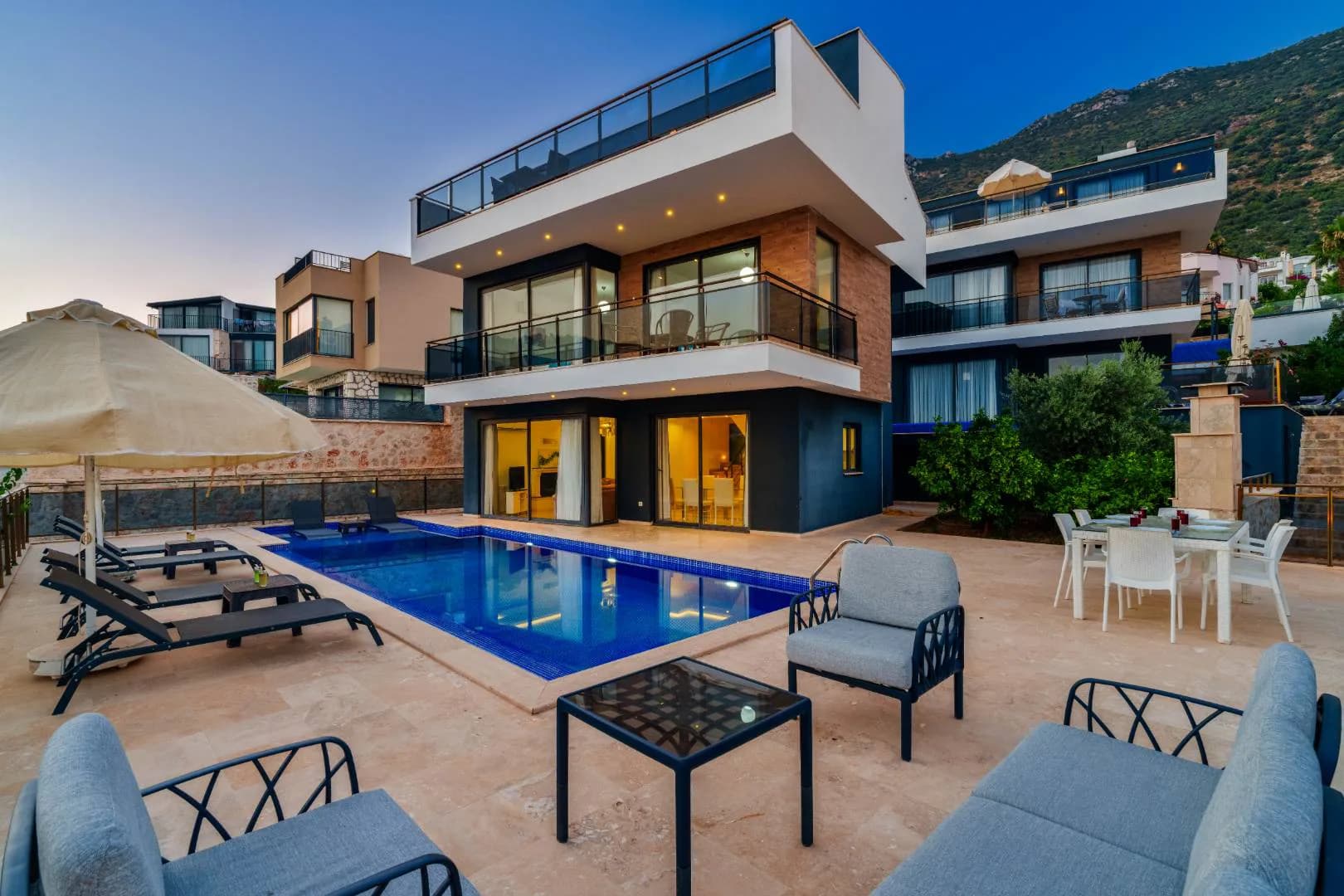 Kaş Kalkan'da Göz Alıcı Deniz Manzaralı, Özel Havuzlu, Lüks Villa görsel 1