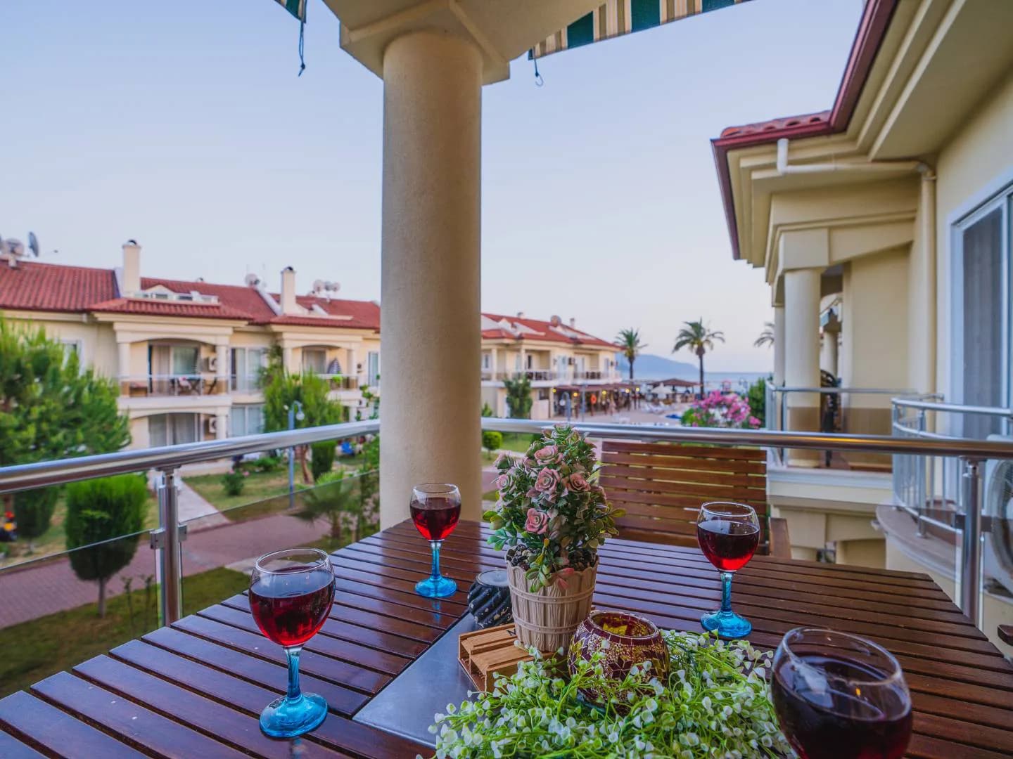 Fethiye'de Çalış Plajına Sıfır, Özel Plajlı, Ortak Havuzlu Daire görsel 1