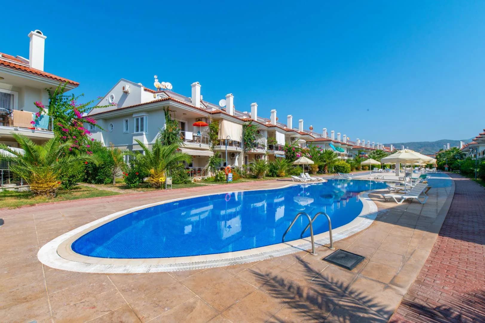 Fethiye'de Çalış Plajına Sıfır, Özel Plajlı, Ortak Havuzlu Daire görsel 2