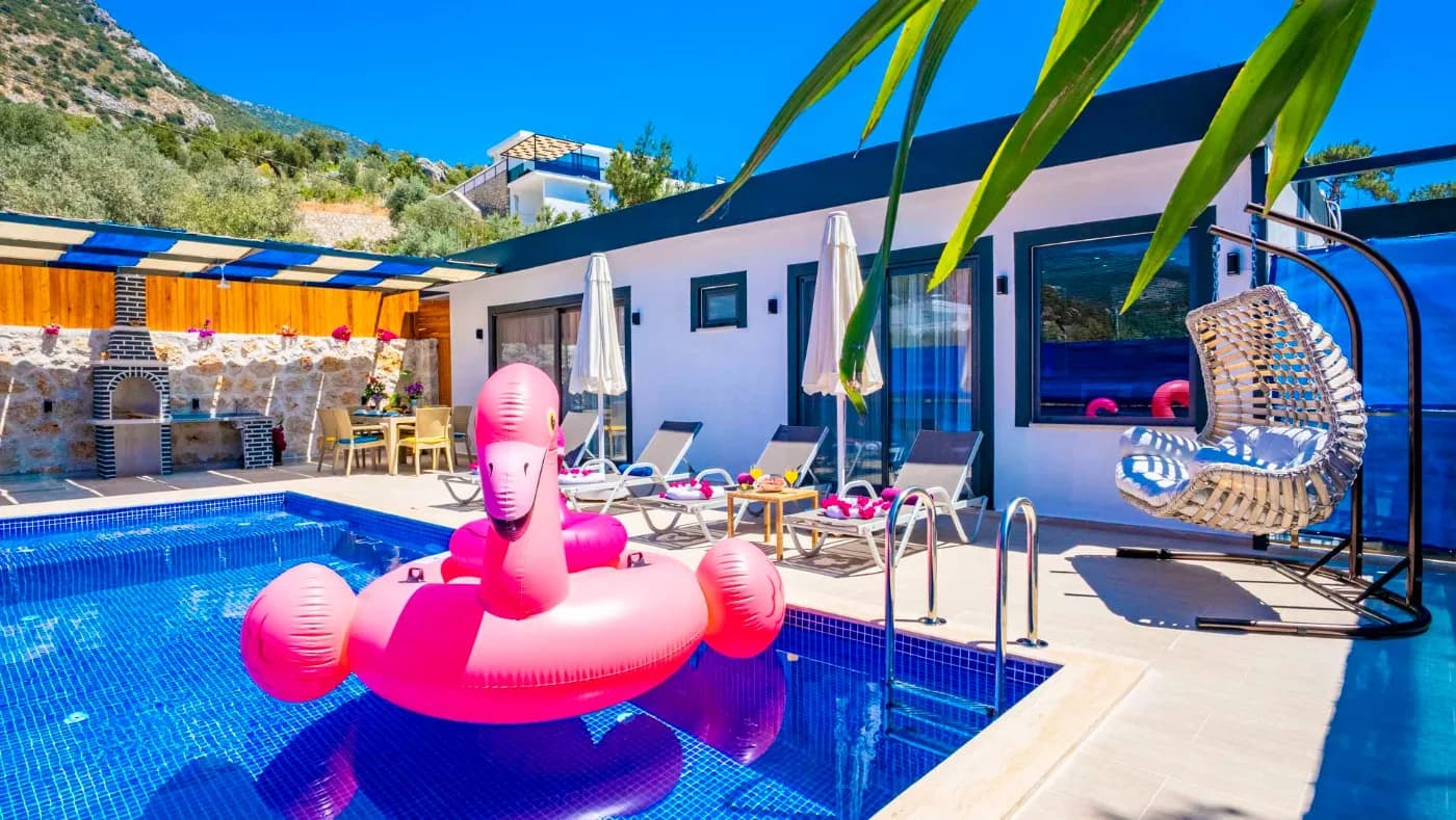 Kalkan Akbel'de Merkezi Konumda, Özel Havuzlu, Kiralık Villa görsel 3