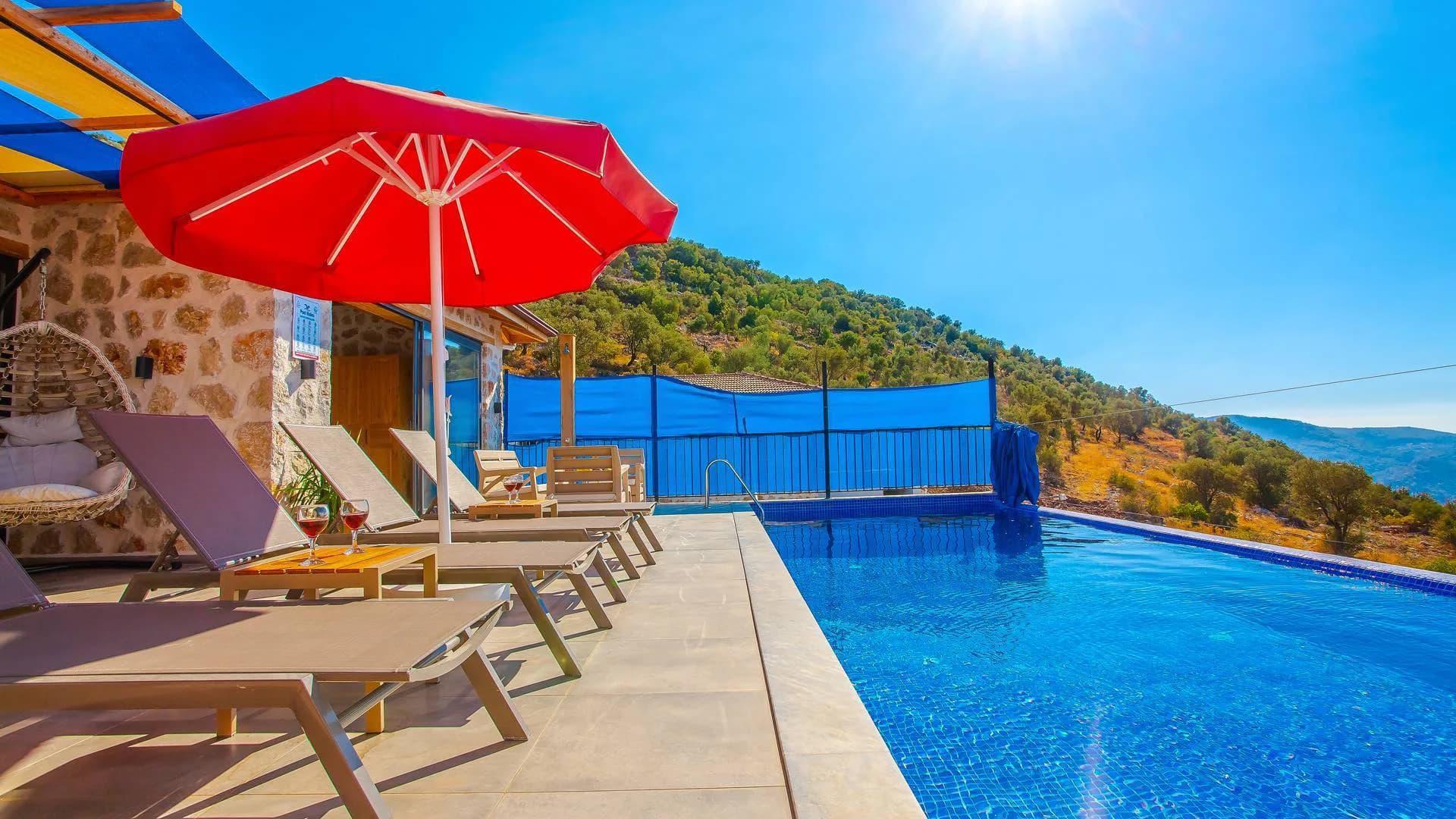 Kaş Yeşilköy'de Enfes Doğa İçerisinde, Özel Havuzlu, Kiralık Villa görsel 3