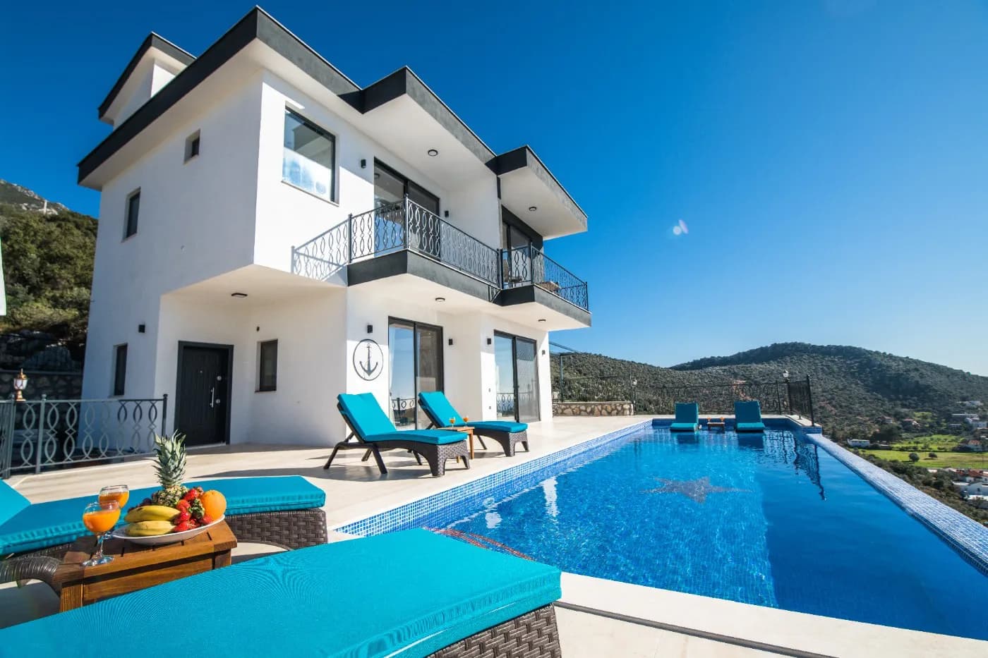 Kalkan Ulugöl'de Doğa ve Deniz Manzaralı, Özel Havuzlu, Lüks Villa görsel 1