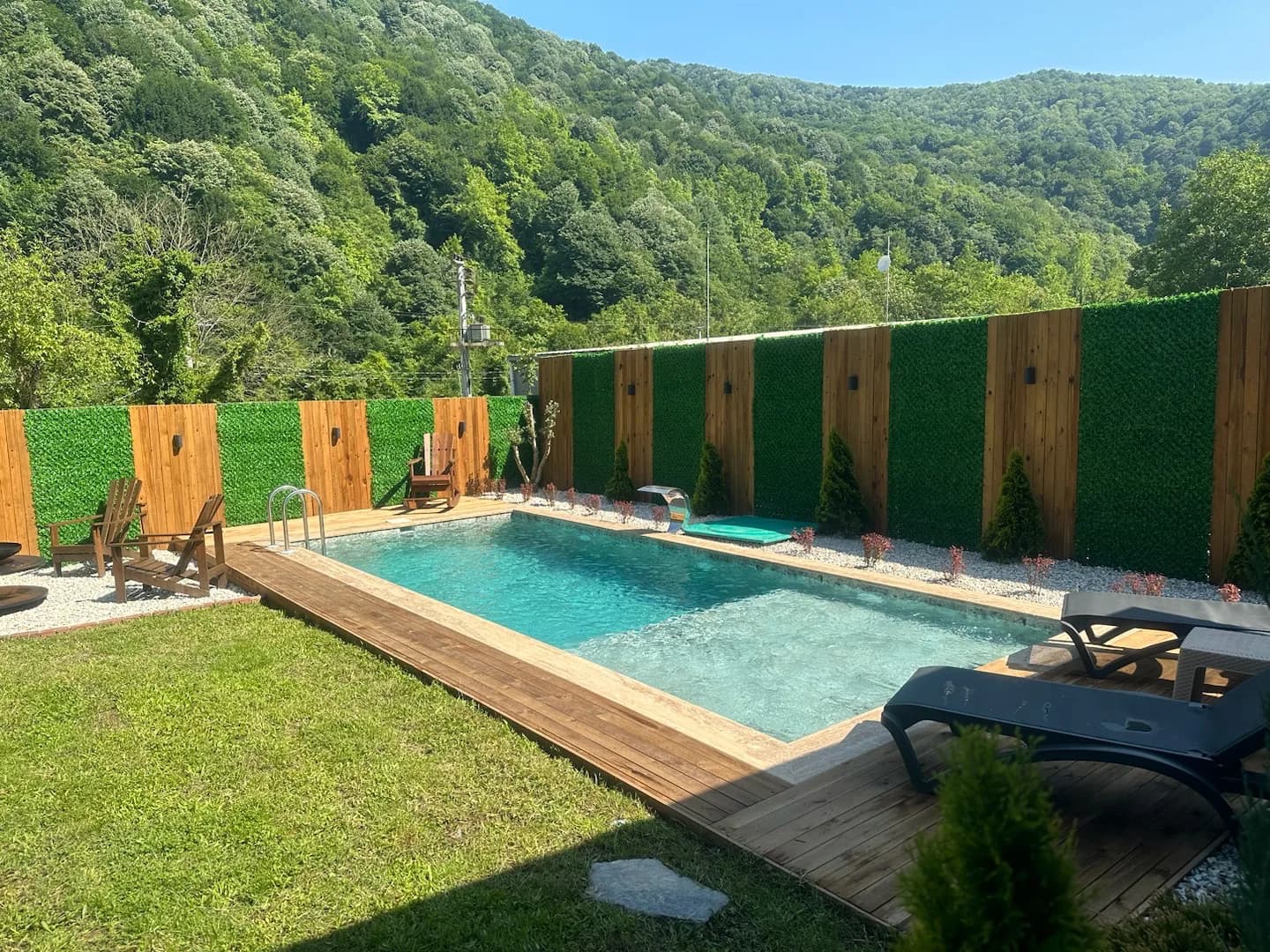 Sapanca'da Huzurlu Doğada, Özel Havuzlu, Konforlu Tiny House görsel 1