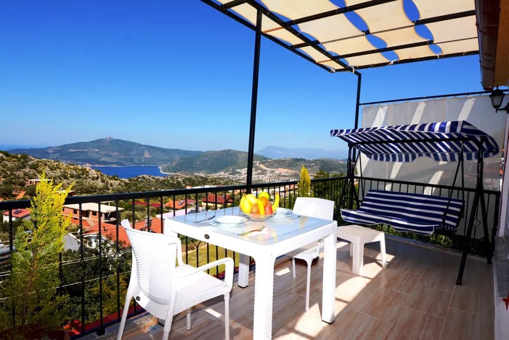 Kaş Bezirgan'da Harika Manzaralı, Jakuzili, Konsept Tatil Evi görsel 1