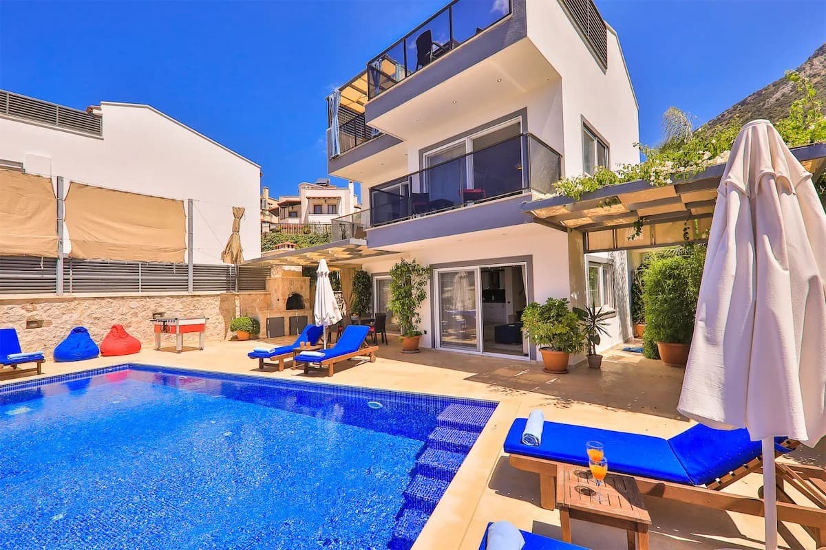 Kaş Kalkan'da Deniz Manzaralı, Kiralık Özel Havuzlu, Lüks Villa görsel 2