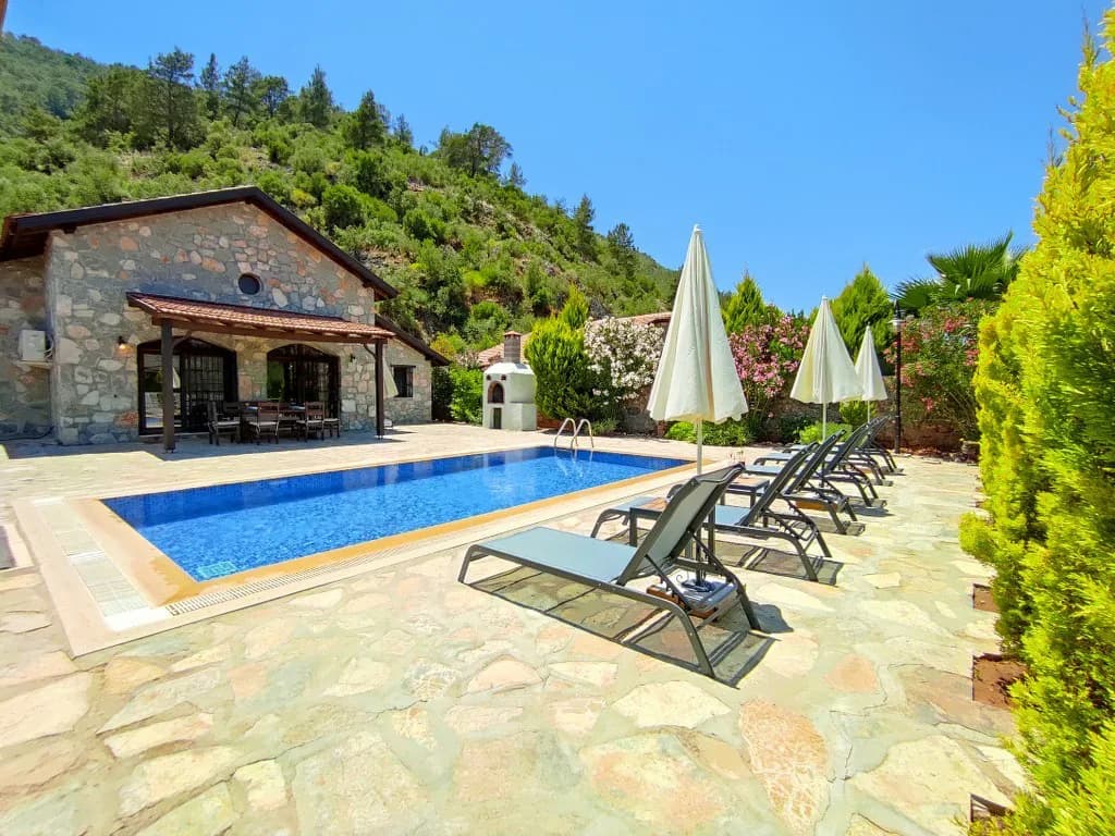 Fethiye Kayaköy'de Huzurlu Doğa İçerisinde, Özel Havuzlu, Taş Villa görsel 3