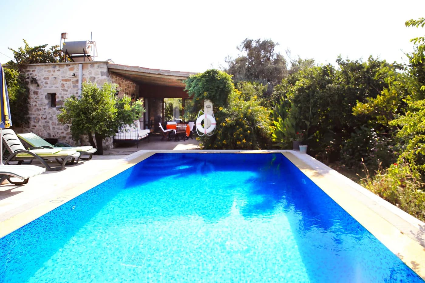 Bodrum Bitez'de Mandalina Ağaçları İçerisinde, Özel Havuzlu, Taş Villa görsel 1