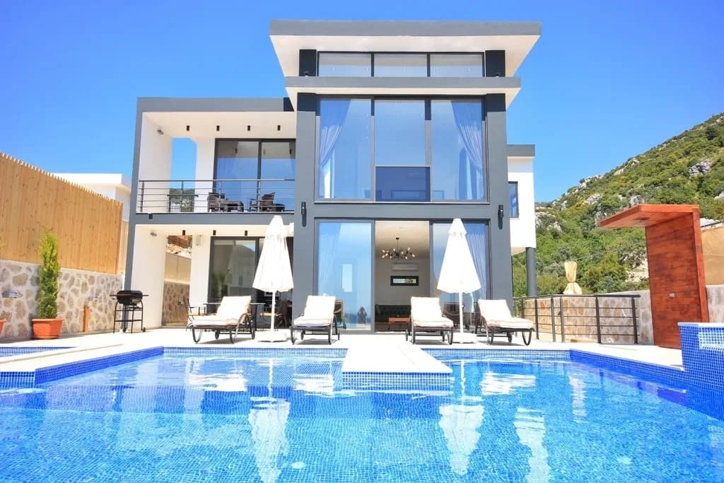 İslamlar'da Huzurlu Doğada, Yetişkin ve Çocuk Havuzlu, Modern Villa görsel 3
