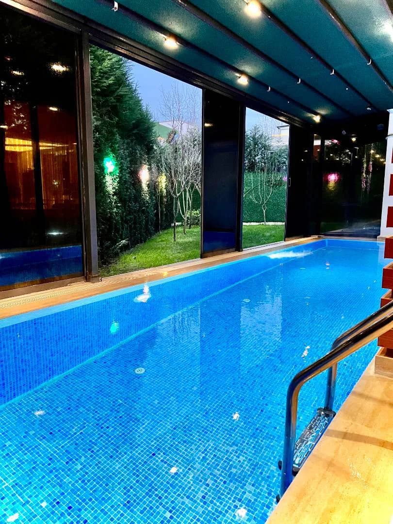 Sapanca'da Yeşillikler İçerisinde, Isıtmalı Havuzlu, Modern Villa görsel 1
