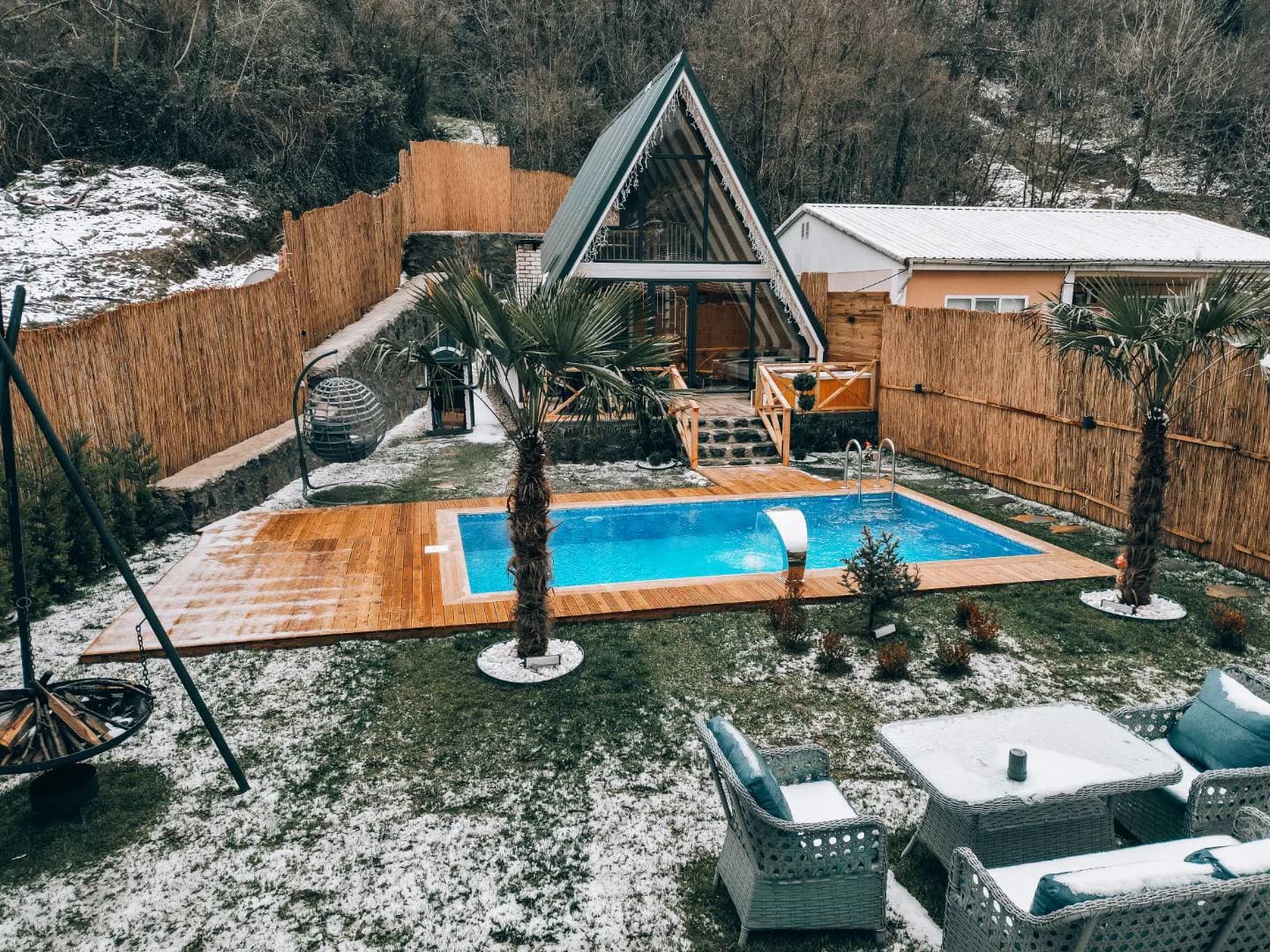 Sapanca Akçay'da Sakin Konumda, Isıtmalı Havuzlu, Bahçeli Bungalov görsel 2