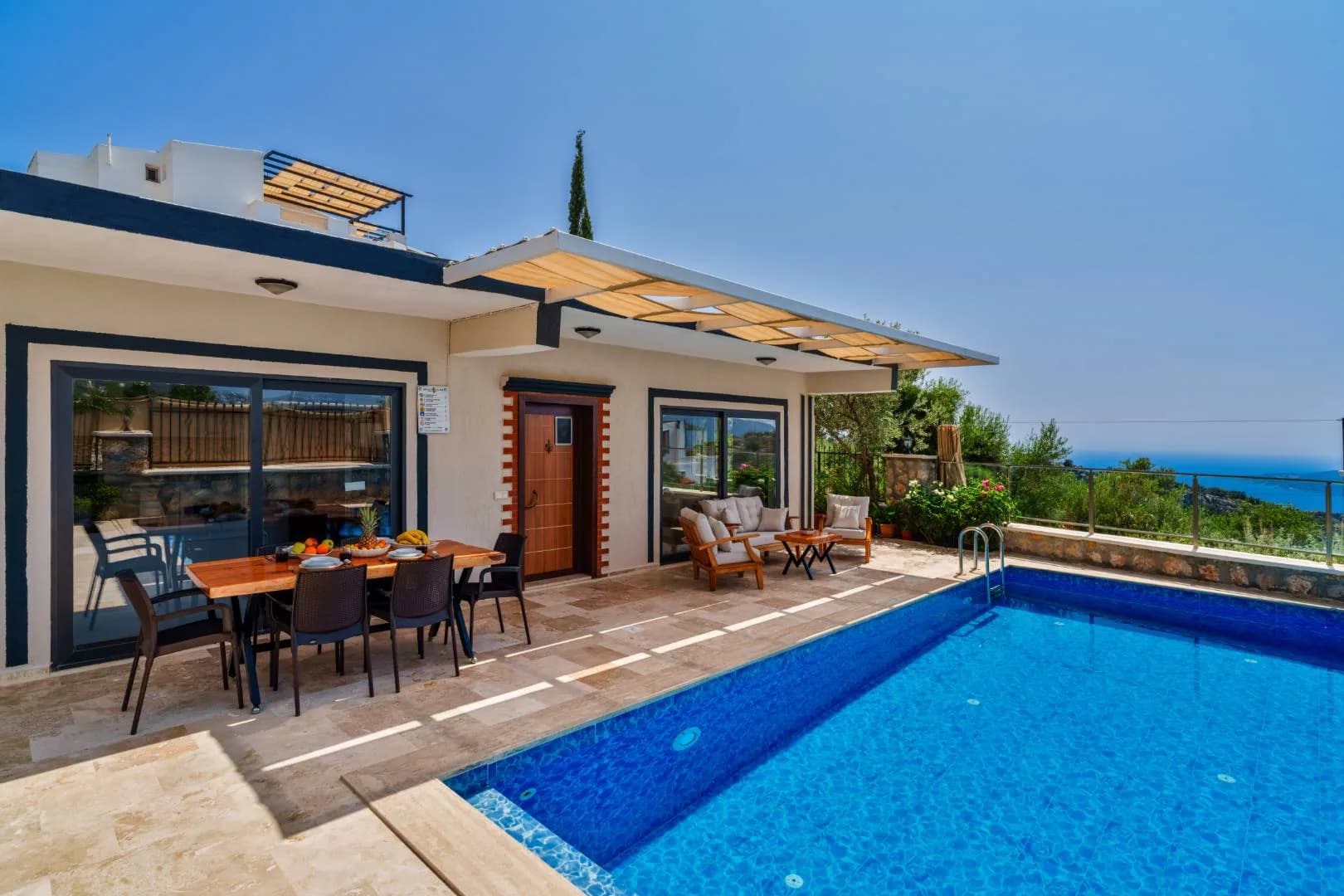 Kaş Bezirgan'da Sakin Konumda, Özel Havuzlu, Kiralık Villa görsel 1