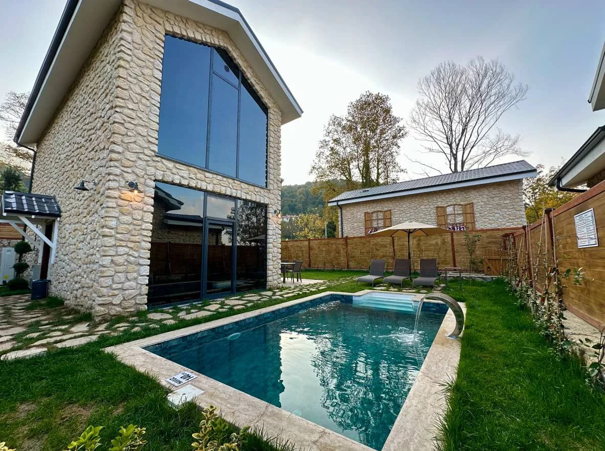 Sapanca Yanık'ta Muhteşem Doğada, Özel Havuzlu, Hamamlı Villa görsel 2