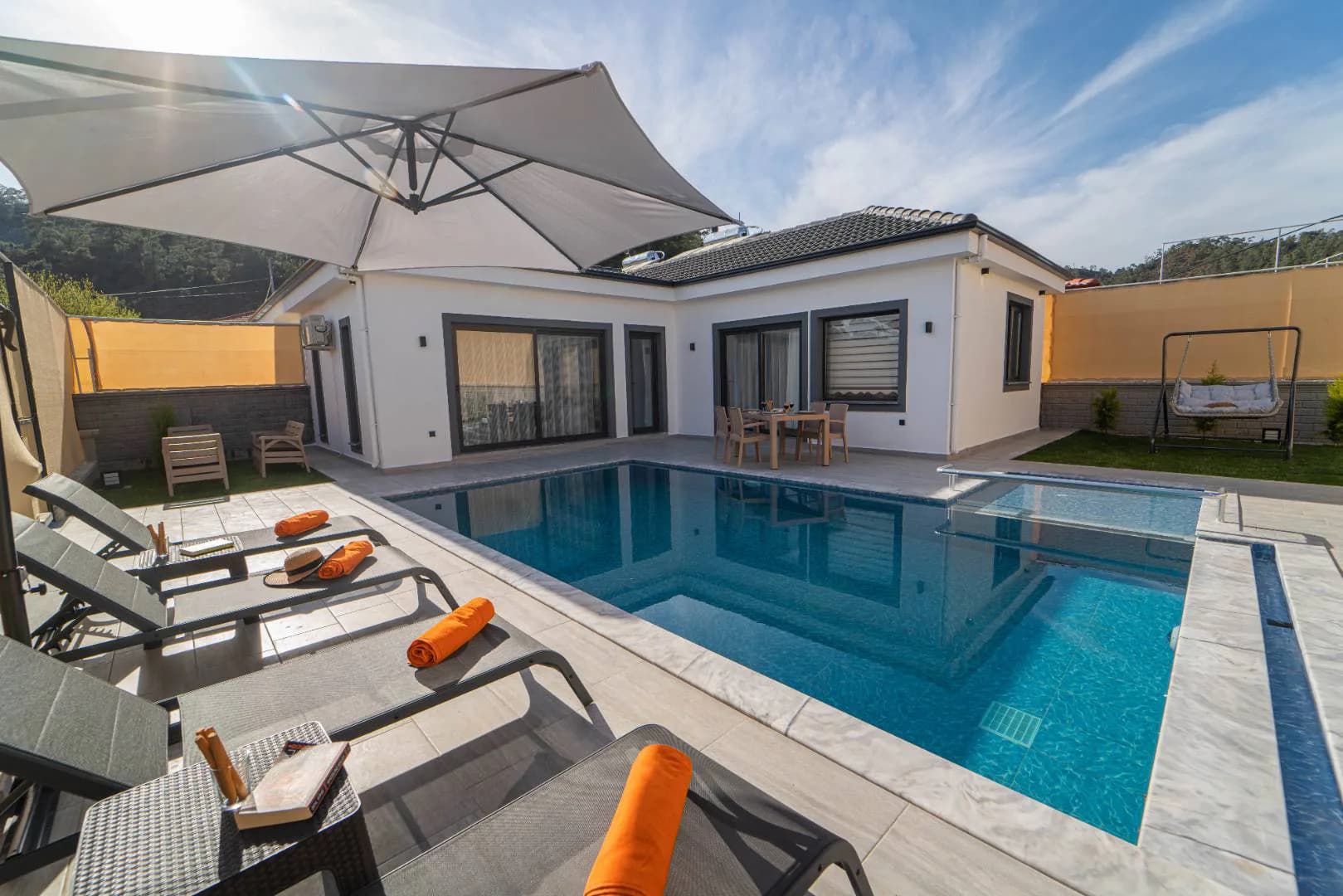 Fethiye Yanıklar'da Doğayla İç İçe, Özel Havuzlu, Jakuzili Villa görsel 3