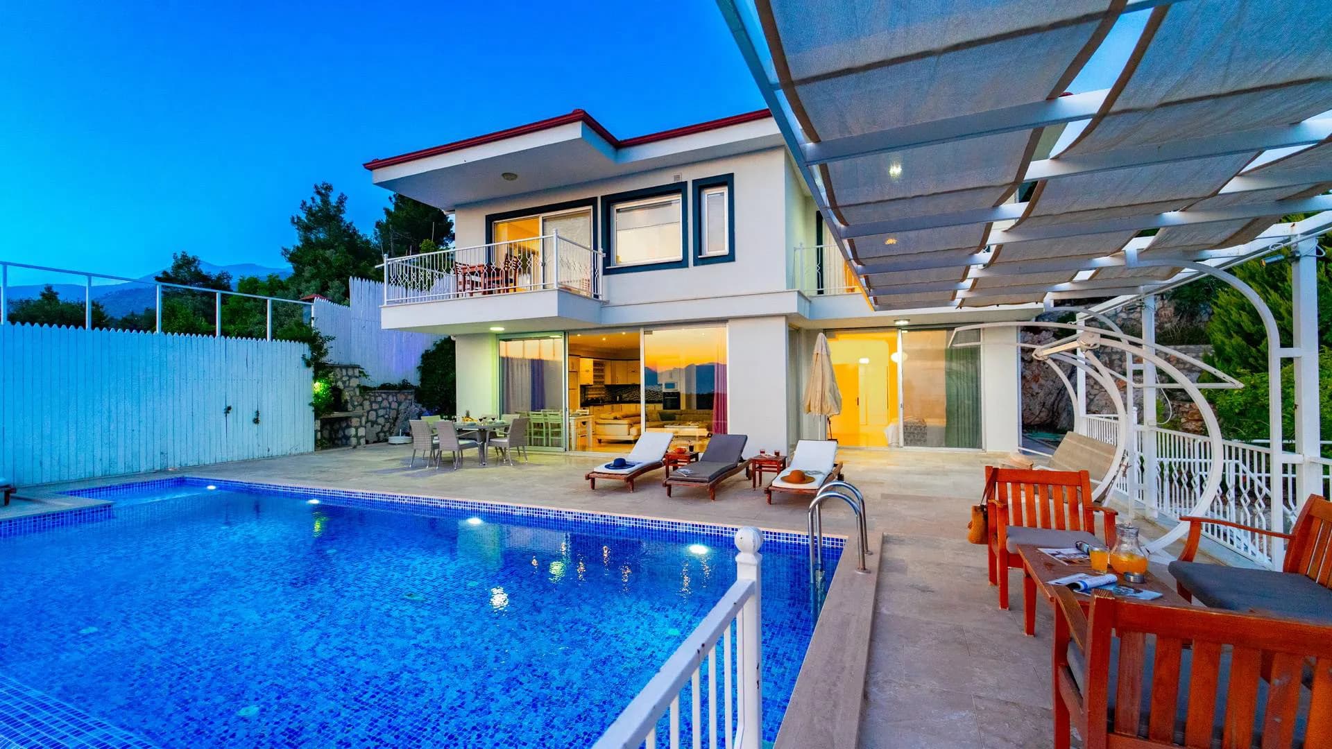 Kaş Üzümlü'de Muhteşem Doğa İçerisinde, Özel Havuzlu, Kiralık Villa görsel 2