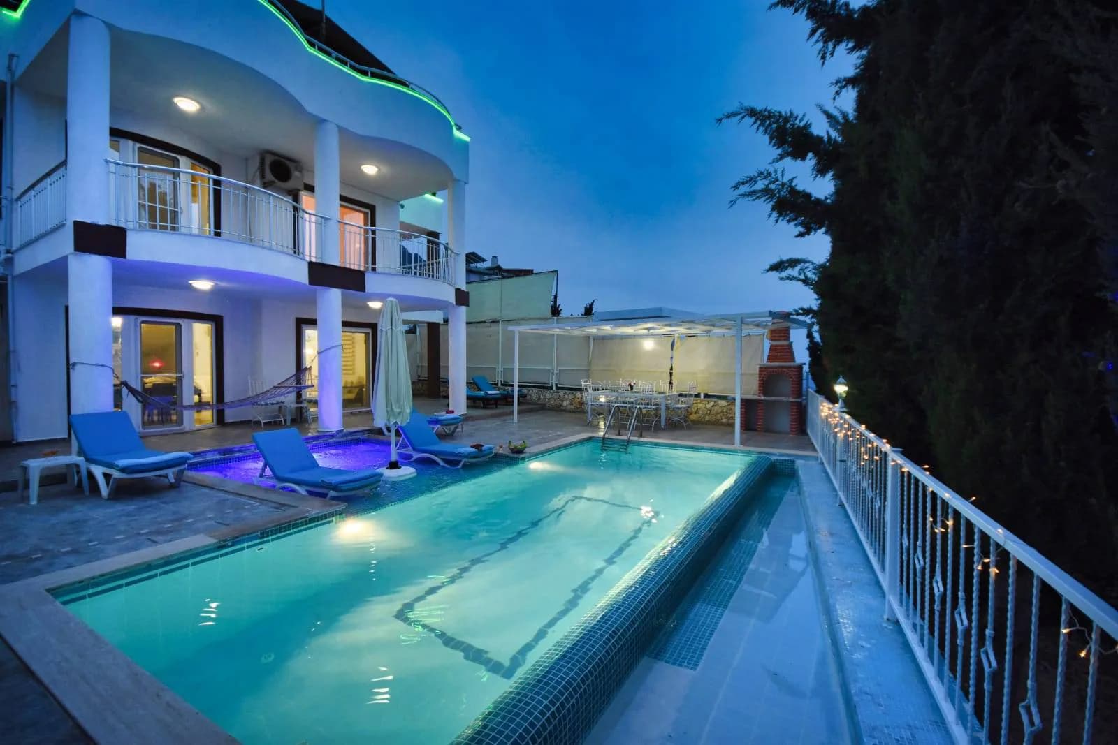 Kalkan Akbel'de Doğayla İç İçe, Özel Havuzlu, 10 Kişilik Villa görsel 1
