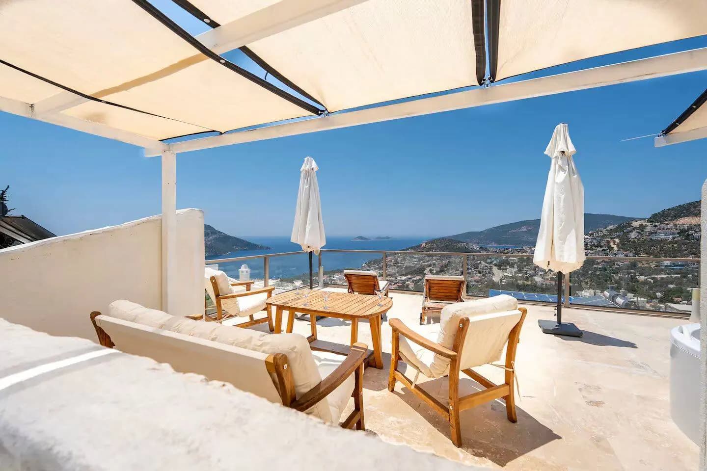 Kaş Kalkan'da Çekirdek Ailelere Uygun, Özel Havuzlu, Konforlu Villa görsel 1
