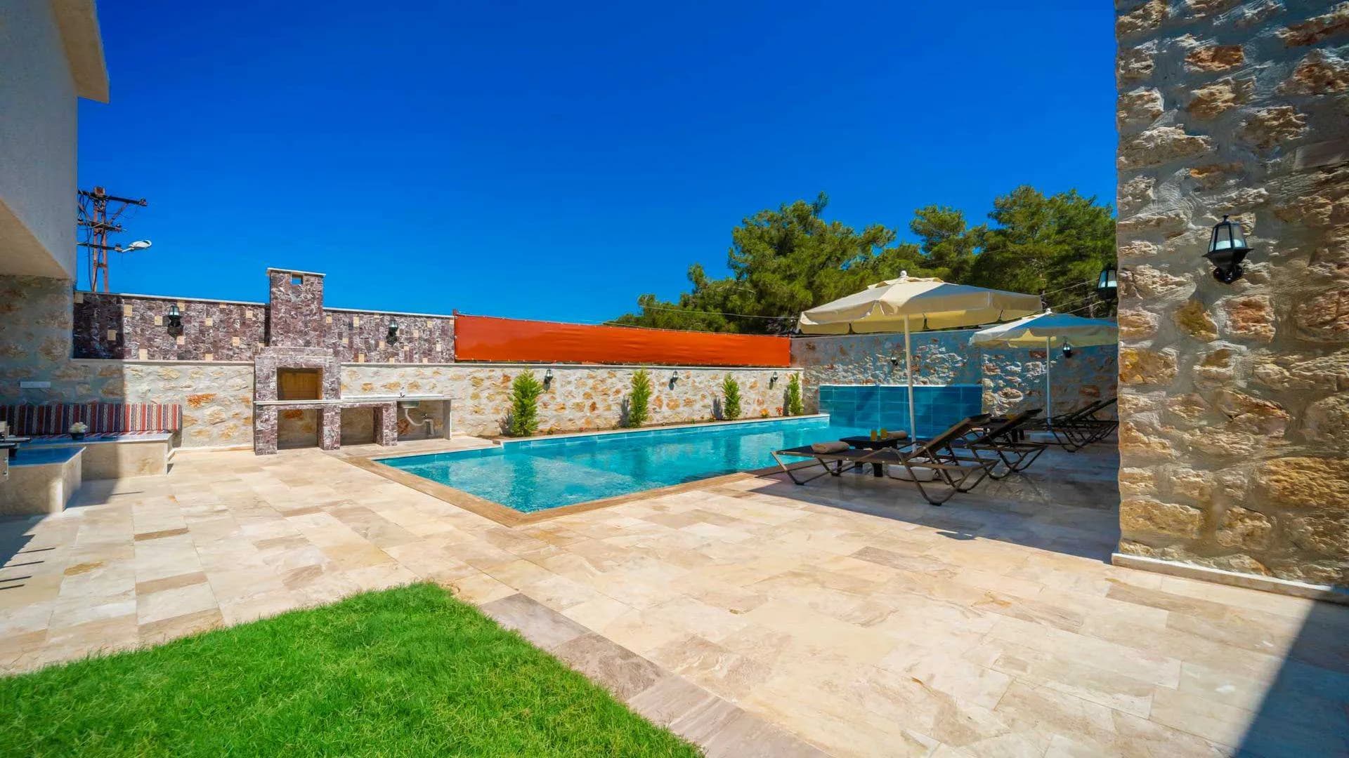 Kaş İslamlar'da Doğanın Tam Ortasında, Özel Havuzlu, Modern Villa görsel 2