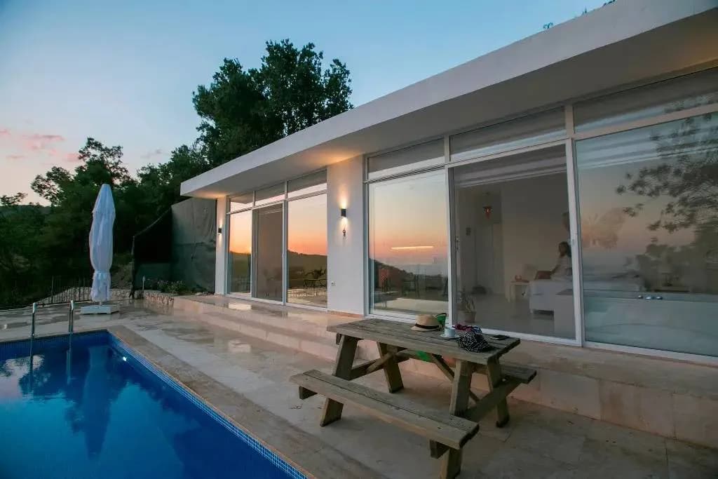 Kaş İslamlar'da Muhteşem Doğada, Sonsuzluk Havuzlu, Jakuzili Villa görsel 2