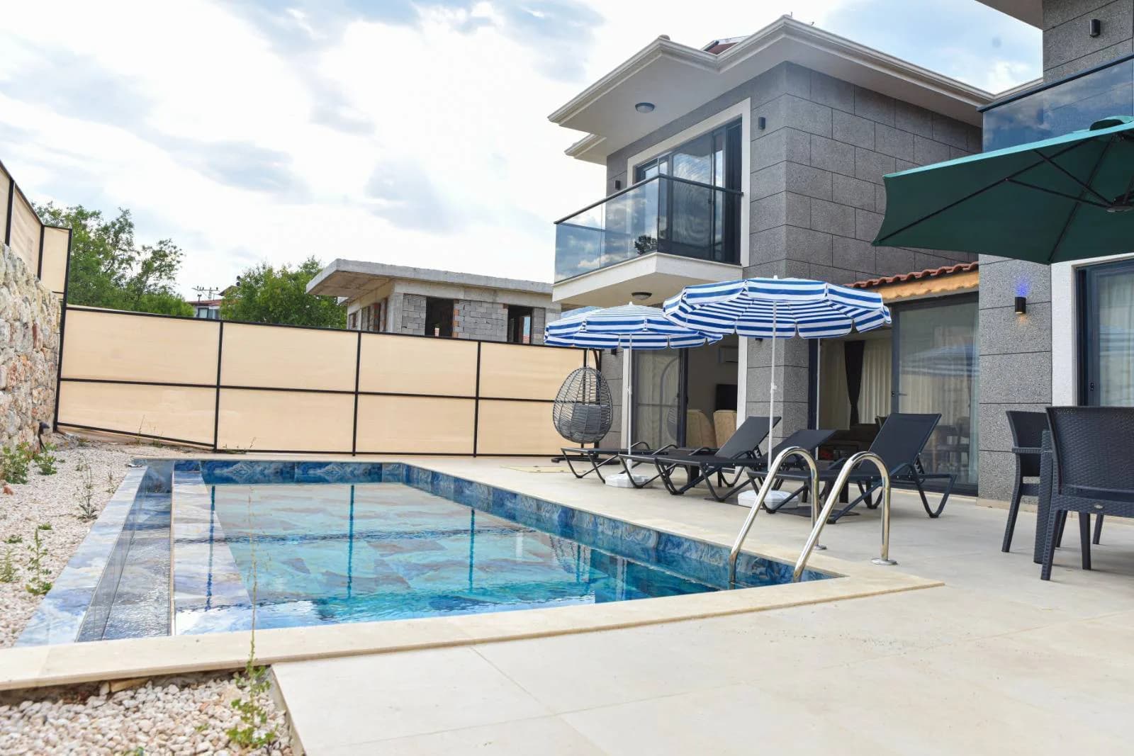 Kaş Andifli'de Sakin Konumda, Özel Havuzlu, Modern Villa görsel 3