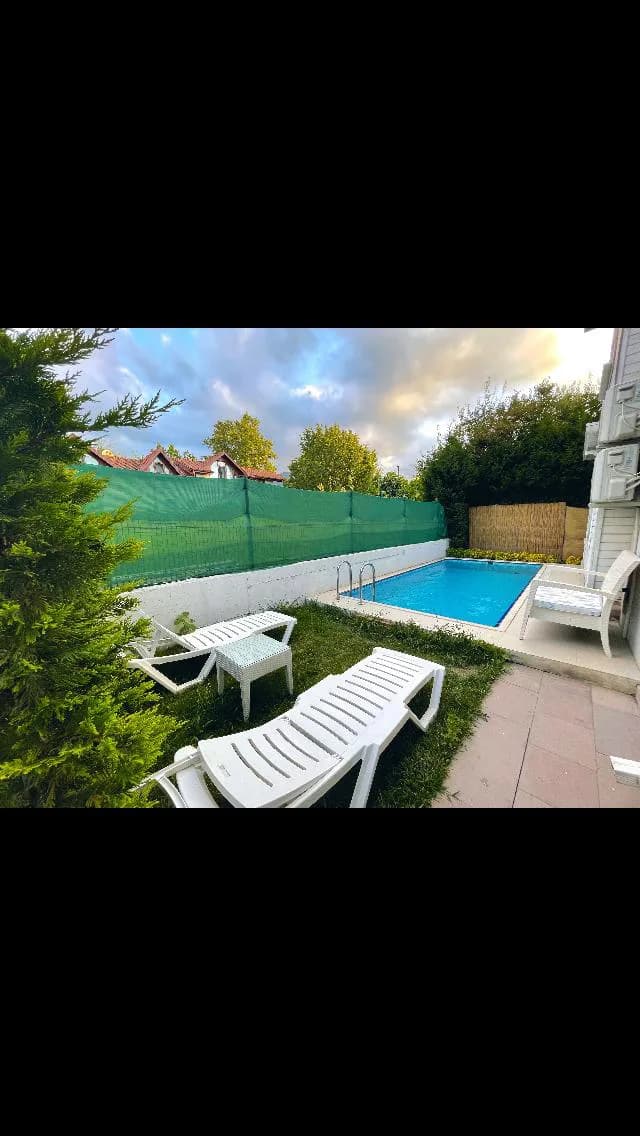 Sapanca Soğuksu'da Elverişli Konumda, Geniş Bahçeli, Kiralık Villa görsel 2