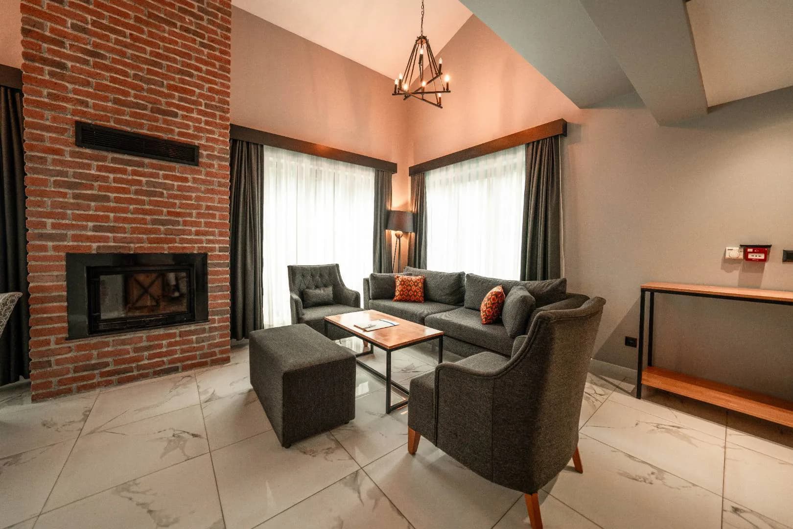 Sapanca Kırkpınar'da Doğayla İç İçe, Serinleme Havuzlu, Lüks Villa görsel 3
