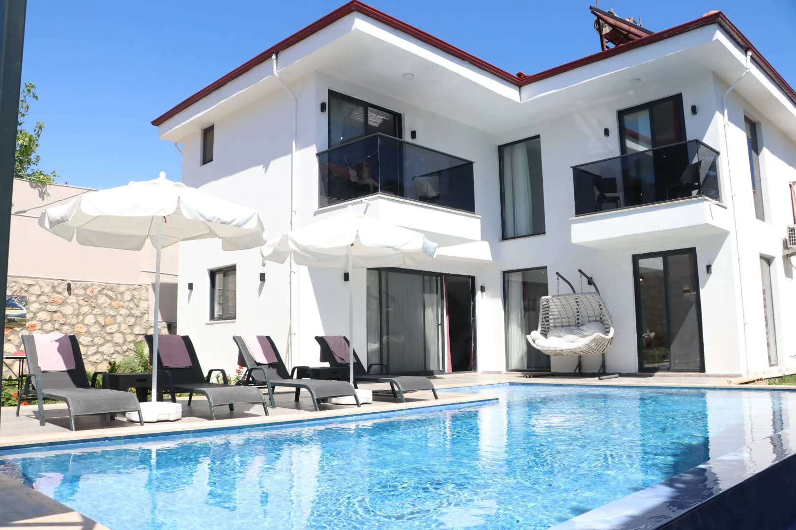 Kaş Gelemiş'te Sakin Konumda, Özel Havuzlu, 4 Kişilik Villa görsel 3