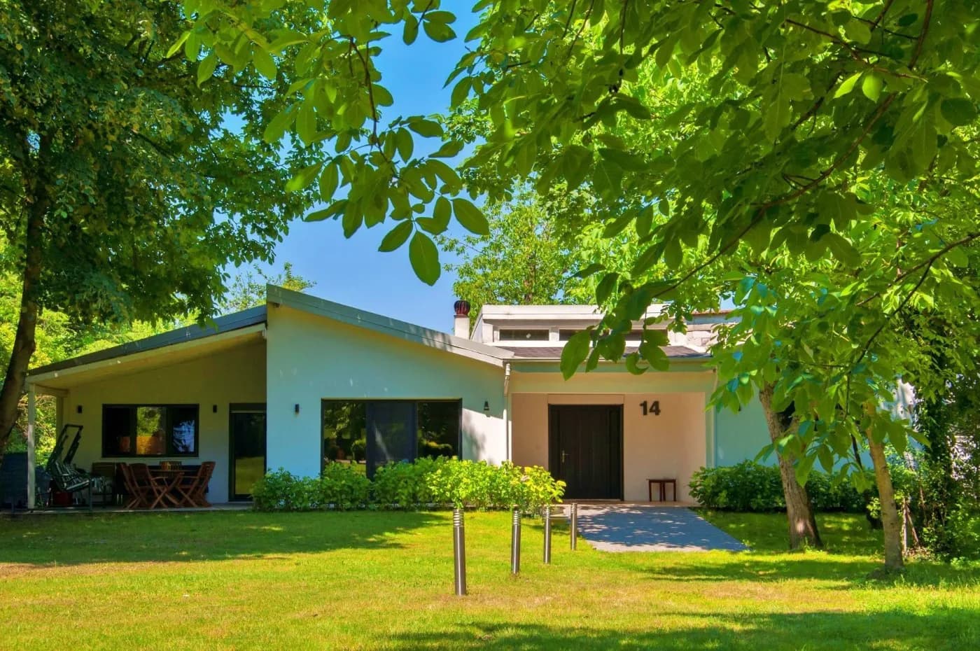 Sapanca Kırkpınar'da Dağ Manzaralı, Ortak Havuzlu, Şirin Villa görsel 1