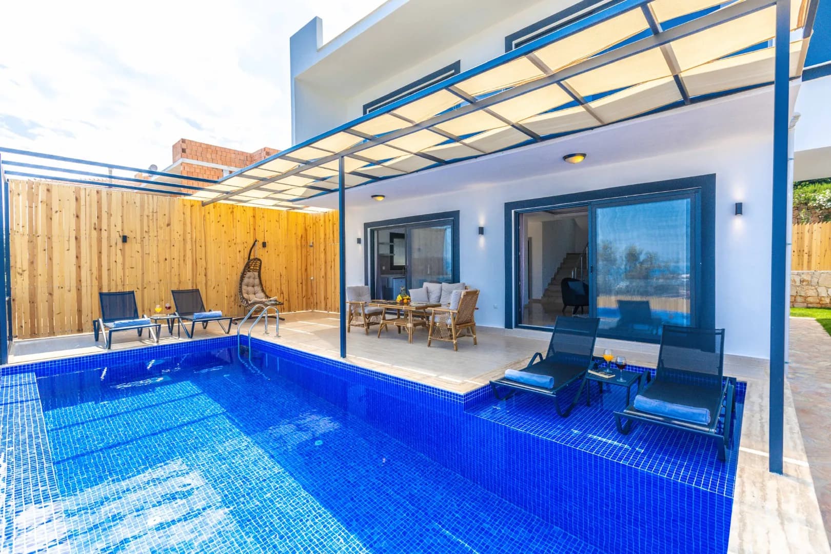 Kaş Gökseki'de Deniz Manzaralı, Özel Havuzlu, Jakuzili, Konforlu Villa görsel 1