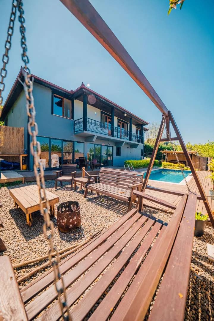 Sapanca'da Muhteşem Doğanın İçerisinde, Isıtmalı Havuzlu, Lüks Villa görsel 1