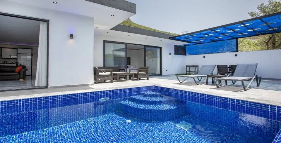 Kaş Bezirgan'da Enfes Doğada, Özel Havuzlu ve Jakuzili, Balayı Villası görsel 1